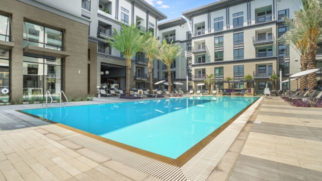 Discover the Essence of Anaheim: Your Dream Apartment Awaits!